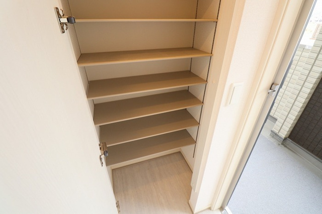 Fleur(フルール） Bの玄関