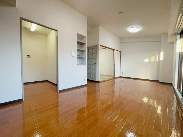 ラルジュ宝塚の和室