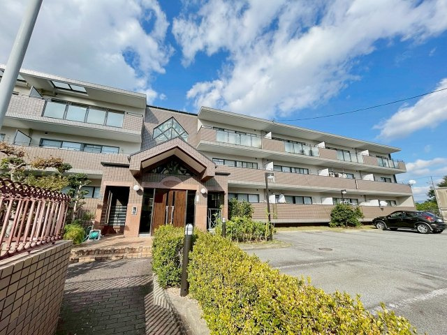 ラルジュ宝塚の外観