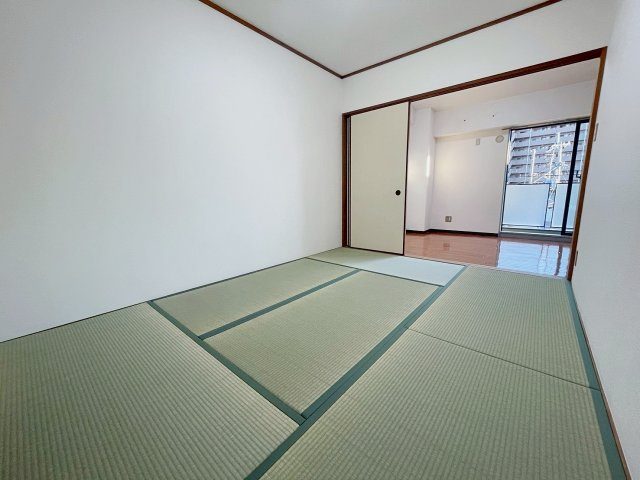 ラルジュ宝塚の和室|和室、ちょっとしたくつろぎスペースにいかがでしょうか