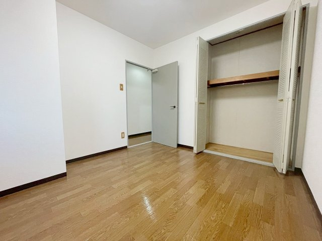 ラルジュ宝塚の居間・リビング|おしゃれなリビングです