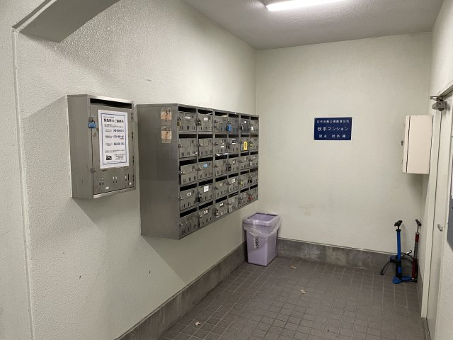 AKIMOTO MANSHIONのロビー