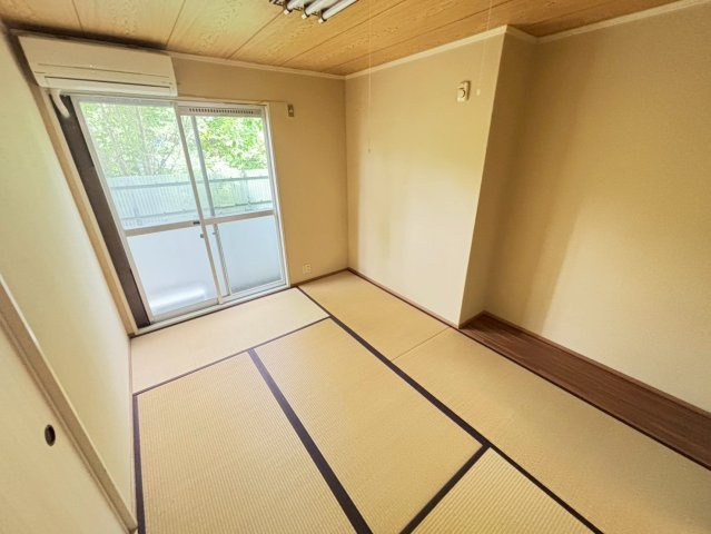 匠ハイツの和室