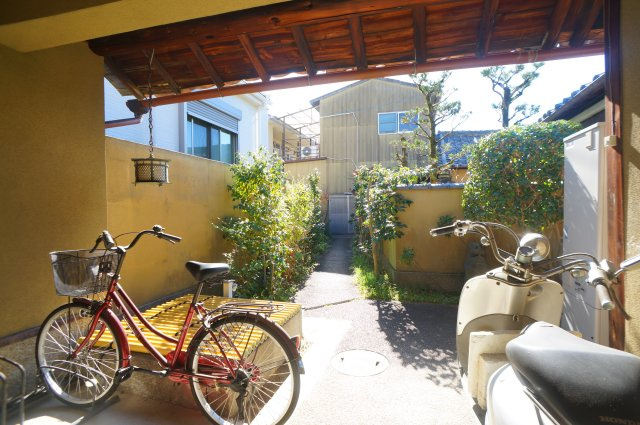 匠ハイツの駐車場