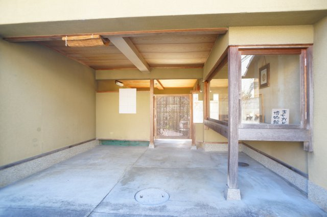 匠ハイツのエントランス