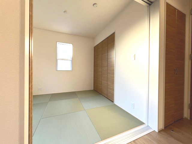 あきる野市引田　新築戸建全7棟の和室|収納スペースもしっかり完備！！