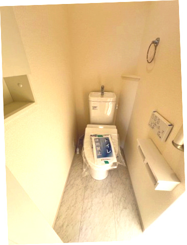 あきる野市引田　新築戸建全7棟のその他|2階温水シャワートイレ