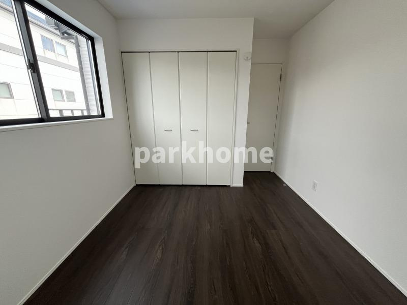 土佐市高岡町乙-1棟 1- 新築戸建ての前面道路含む現地写真|2026年1月中旬