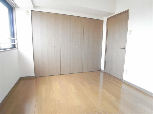 アメックス久留米六ツ門の寝室|落ち着いた色調の寝室です