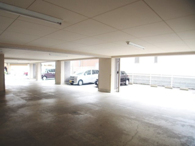 【駐車場】 | アメックス久留米六ツ門 | 駐車場です