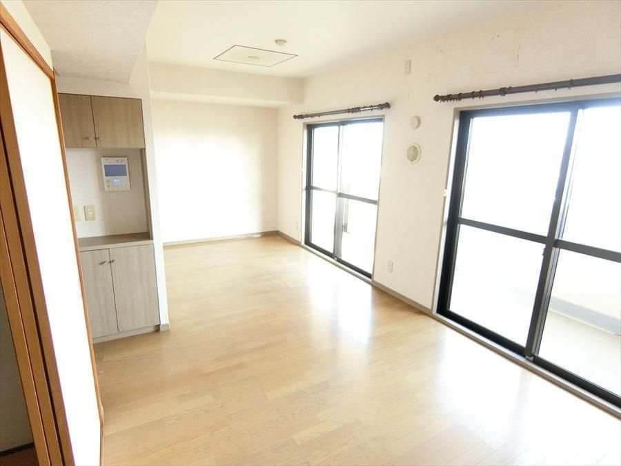 アメックス久留米六ツ門の居間・リビング|使いやすい居間です