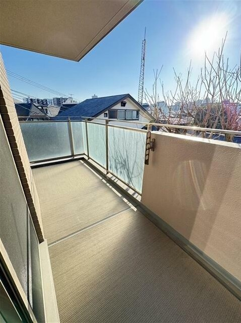 【バルコニー】
