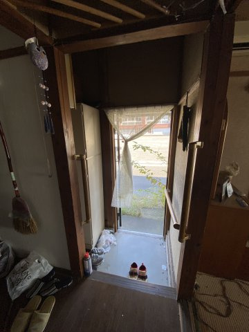 茂原市鷲巣平屋中古住宅の玄関