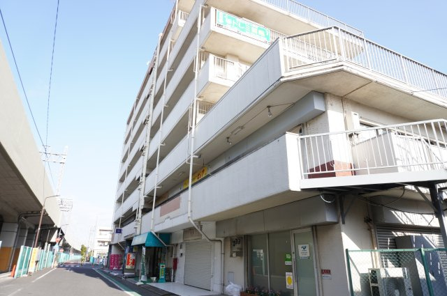 ライフピア金明の外観