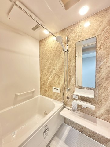 西京極大門ハイツ　6階の浴室