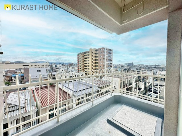 西京極大門ハイツ　6階のバルコニー