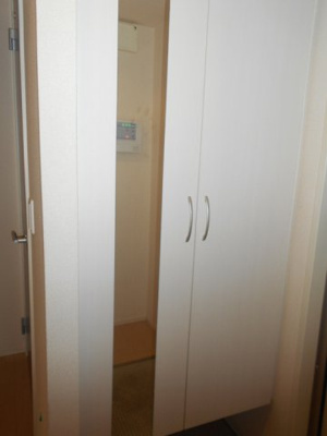 【玄関】 | カルチェ Ａ | 玄関