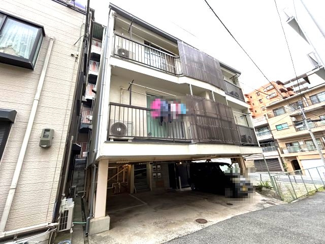 戸石マンションの外観