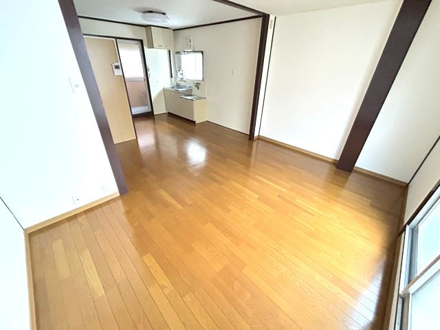 戸石マンションの居間・リビング