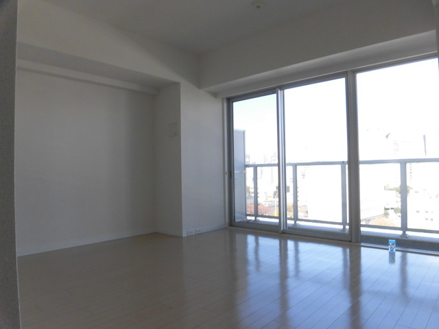 ミュプレ矢場町の洋室