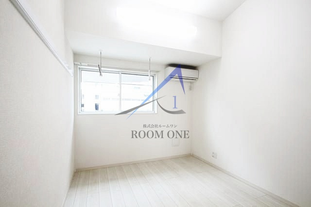 生麦テラスの居間・リビング|洋室のお部屋です。