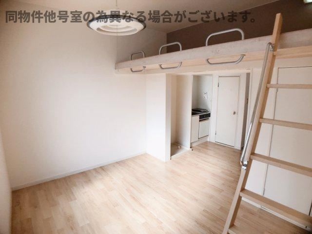 ウェルメイドⅡの居間・リビング