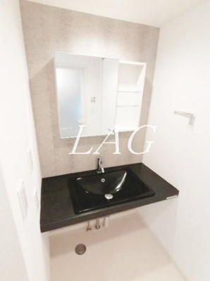 【洗面所】 | レヴィーガときわ台ｃｒｏｂ | 洗面台です。