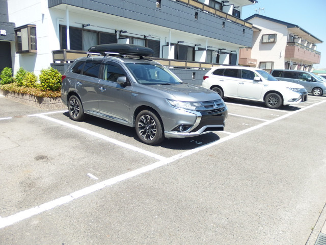 エドスプリングス西館の駐車場