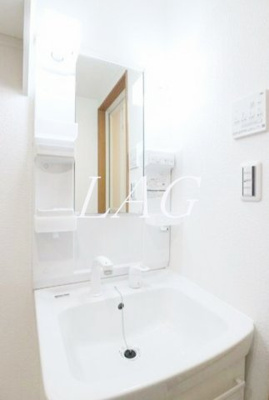 【洗面所】 | Ｇｒｏｔｔａ　ｂｌｕ　Ｋｏｍａｇｏｍｅ | 独立洗面台になります。