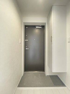 【玄関】 | BIBLIO NIHONBASHI(ビブリオニホンバシ)