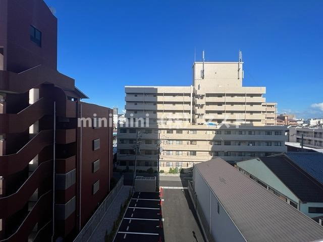 アドバンス大阪カーサの外観