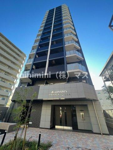 アドバンス大阪カーサの外観