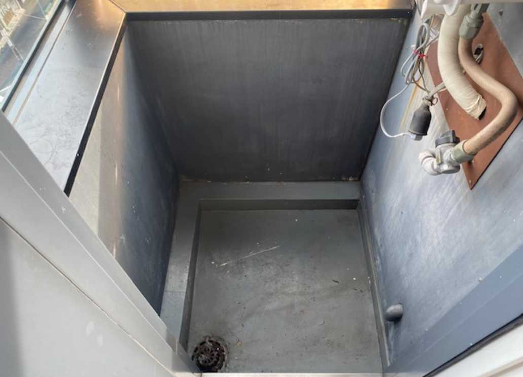 GRAND駒沢公園　ウォークインクローゼット　角部屋　オートロックのバルコニー