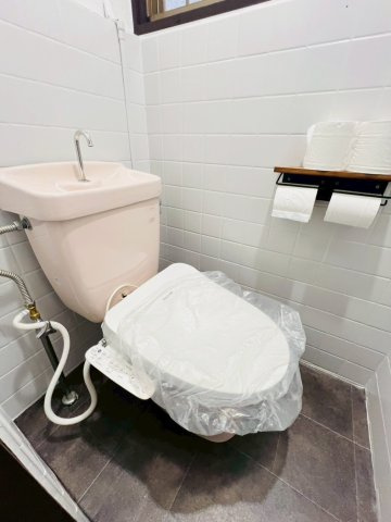 月見山本町１丁目テラスハウスのトイレ