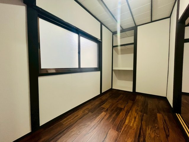 月見山本町１丁目テラスハウスの子供部屋