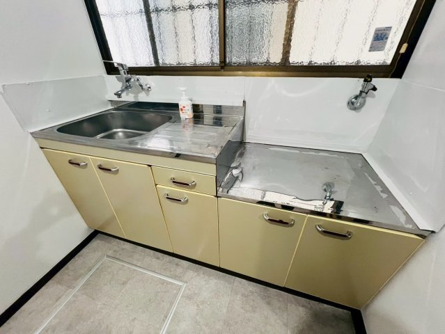 月見山本町１丁目テラスハウスのキッチン