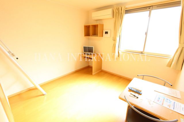 ジュネスノールの居間・リビング