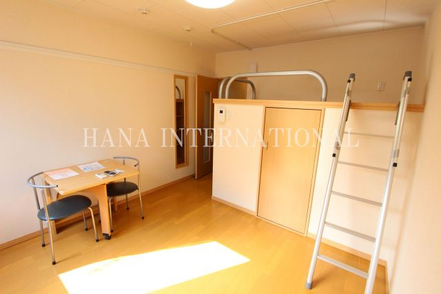 ジュネスノールの居間・リビング