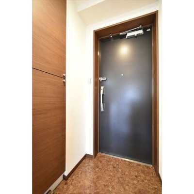 【玄関】 | ラスパシオ三軒茶屋