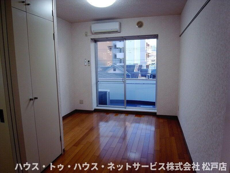 ウィンベルデュエット松戸の寝室