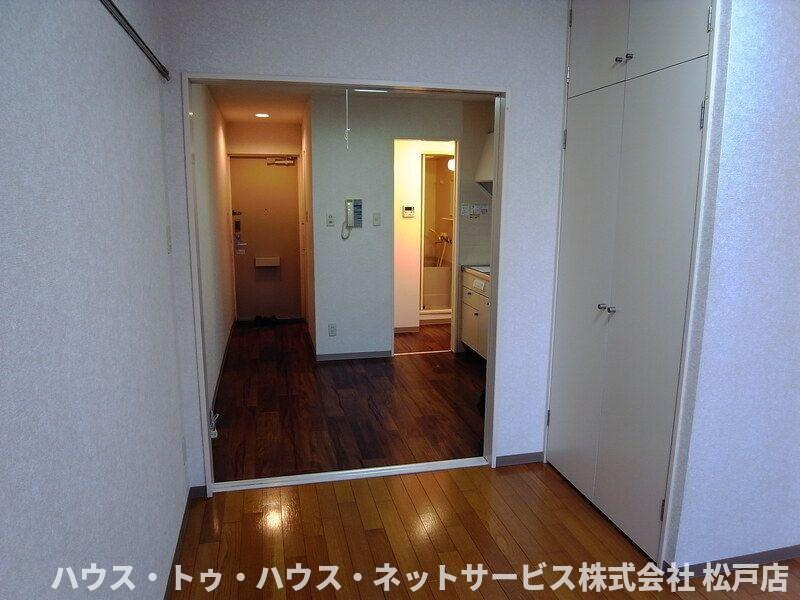 ウィンベルデュエット松戸の居間・リビング