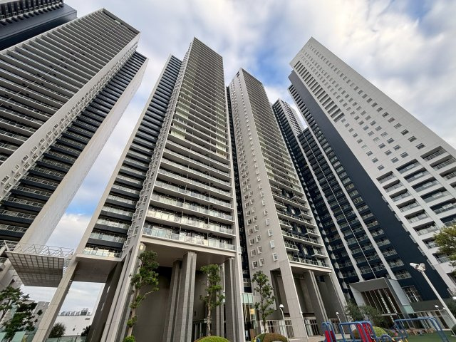 ワールドシティタワーズアクアタワー