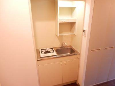 プレジール西院のキッチン