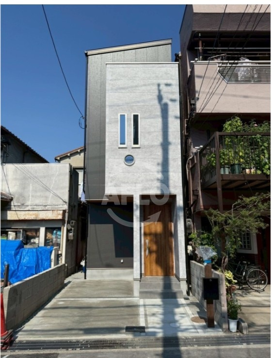 池島町3丁目戸建（テナント）のエントランス|池島町3丁目戸建（テナント）　エントランス