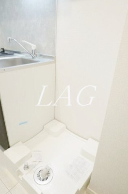 【設備】 | エクセラン南浦和 | 室内洗濯機置き場です。