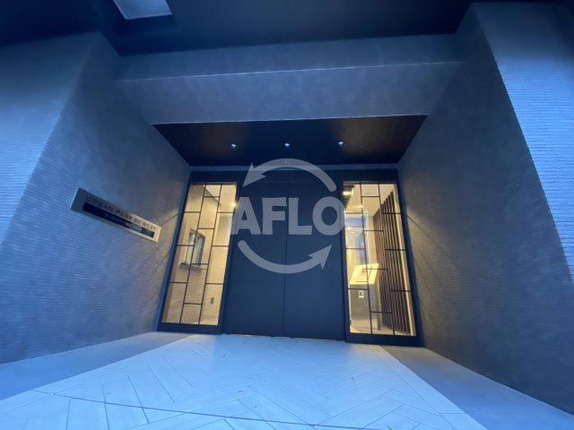 La Douceur梅田Westのエントランス|La Douceur梅田West　エントランス