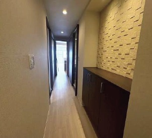 ライオンズマンション舞子の玄関