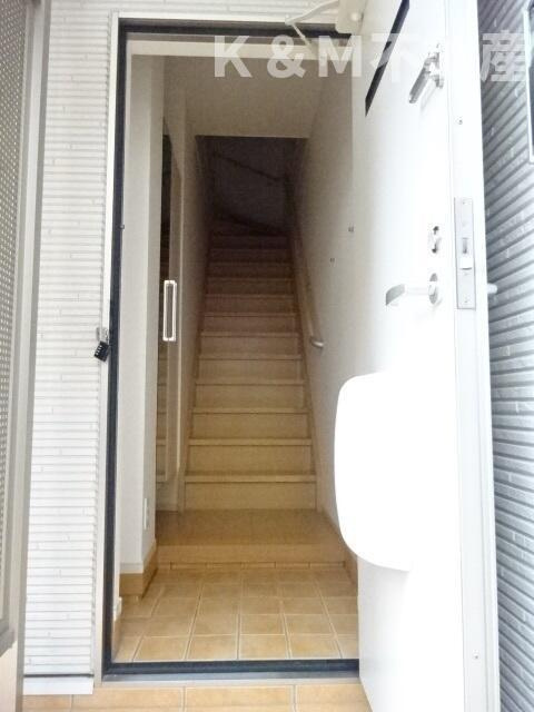 ドゥ　ボヌールの玄関|きれいな玄関です