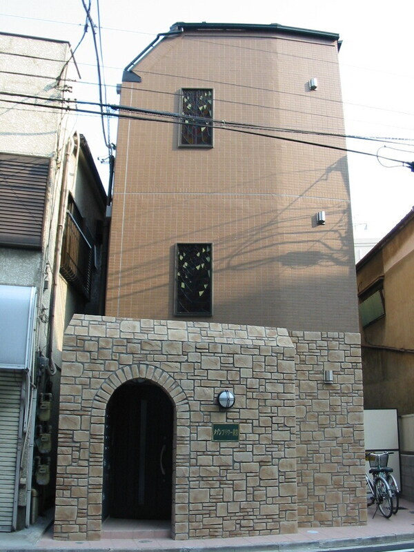 メゾンフラワー荻窪の外観