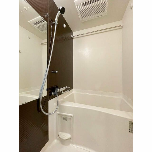 ドゥーエ成増の浴室